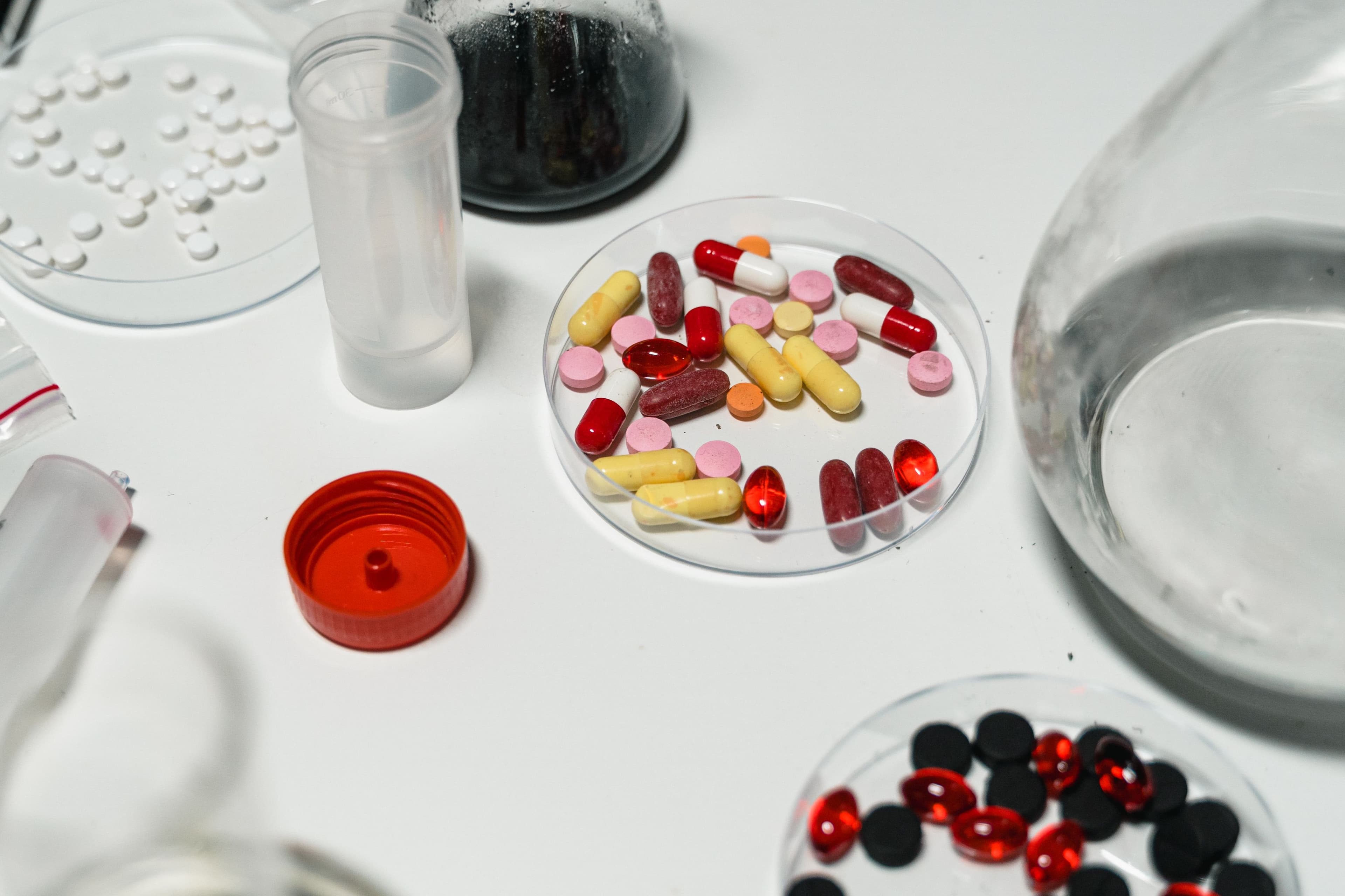 Halal Pharmaceuticals: Guide to Halal Medicines & Health Products