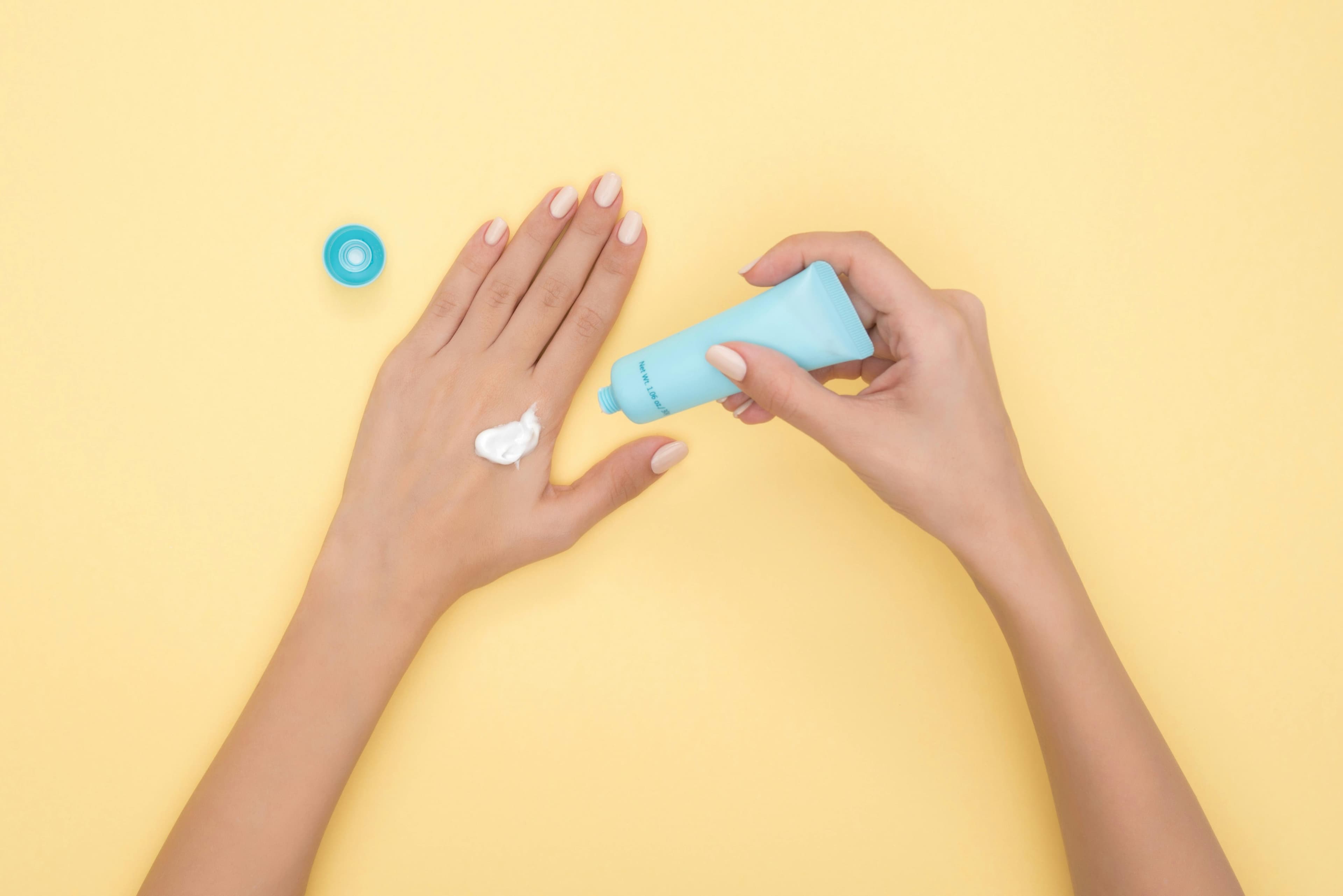Halal Nail Polish: Wudu-Friendly & Water-Permeable Guide 2026